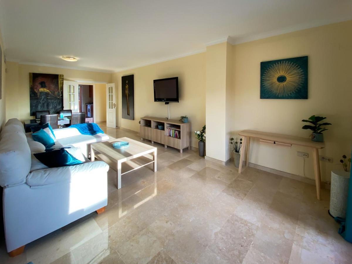 Marbella Elviria Apartment Bagian luar foto